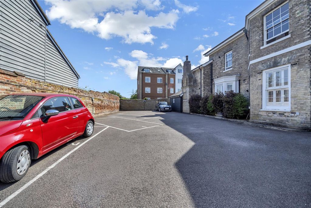 Additional image 21 of 2 bed flat for saleSouthgate Street, Bury St. Edmunds IP33