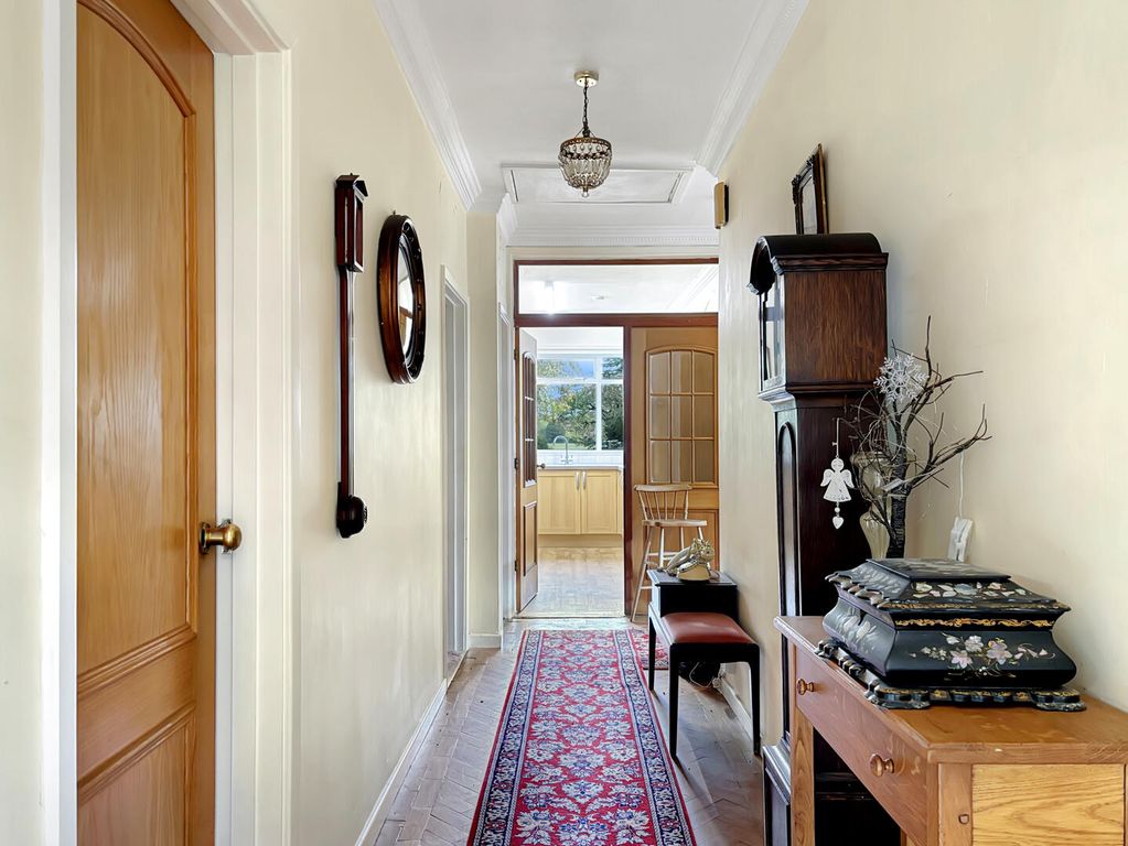 Property photo 2 of 13 Hallway