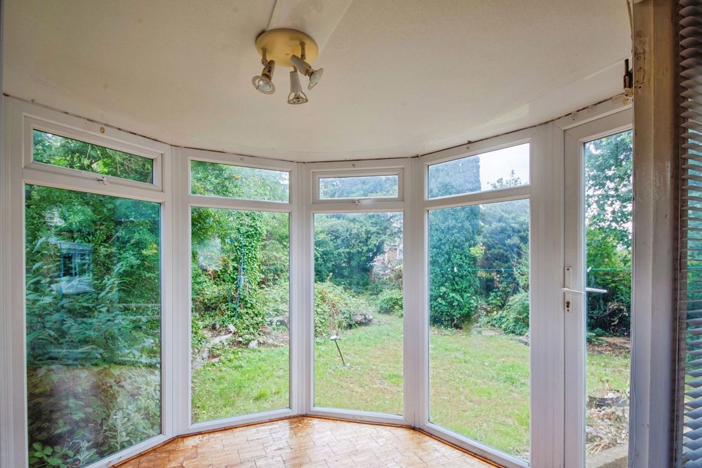 Property photo 3 of 23 Pbox-Img.Jpg