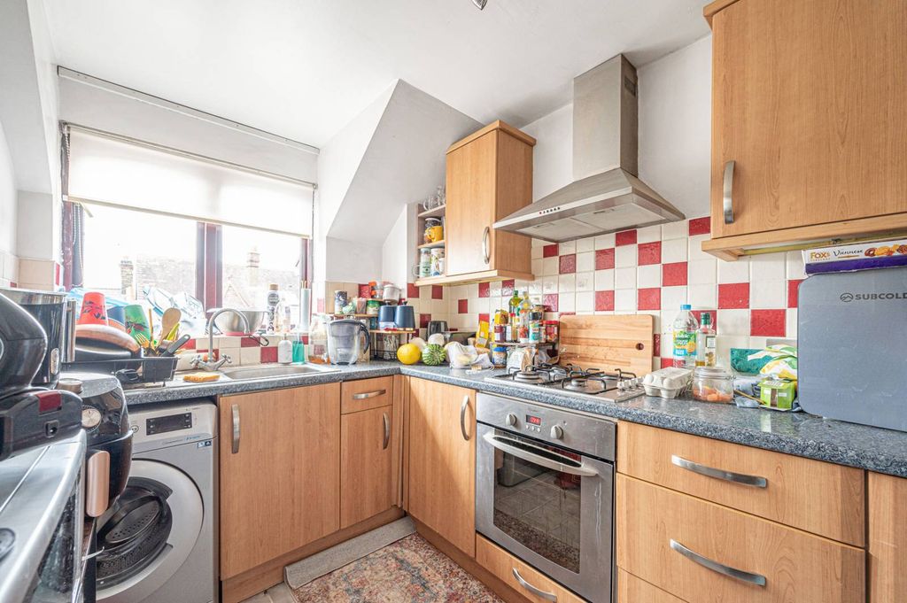 Property photo 1 of 5