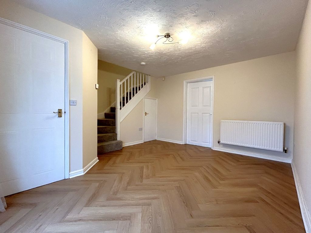 Property photo 3 of 10 Picture No. 28