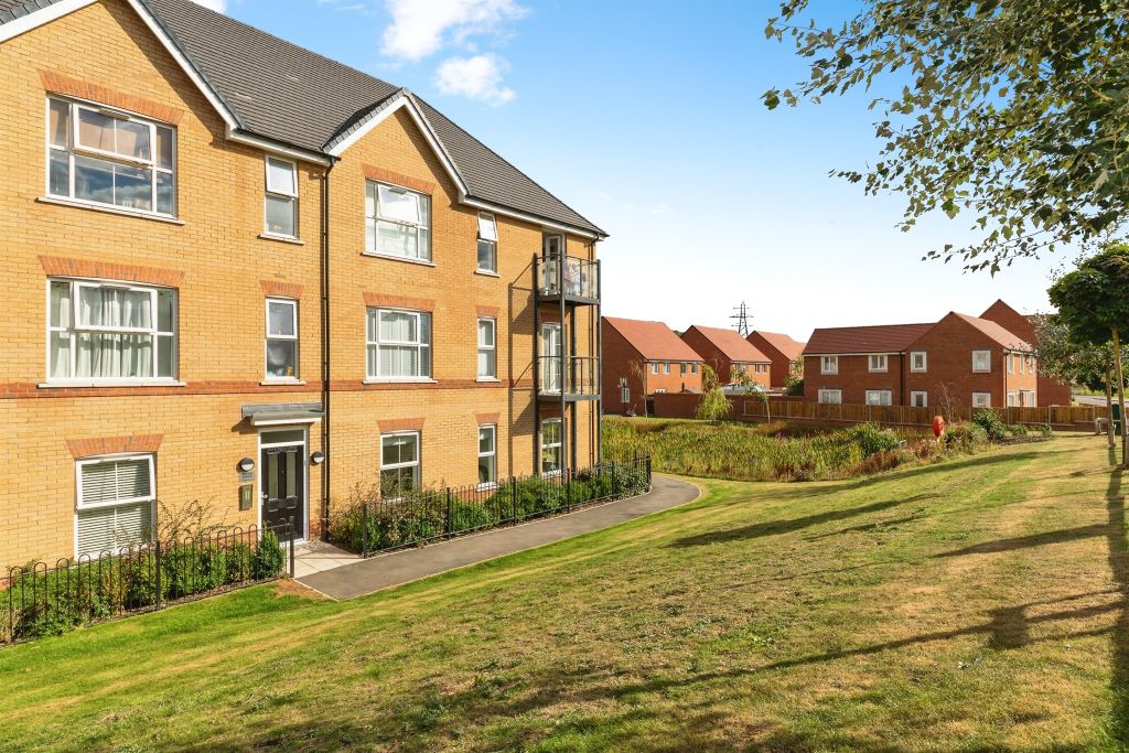 Property photo 1 of 16