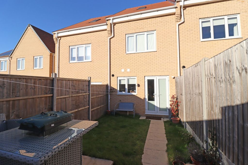Additional image 15 of 3 bed terraced house for sale8 Orson Walk, Hadleigh IP7