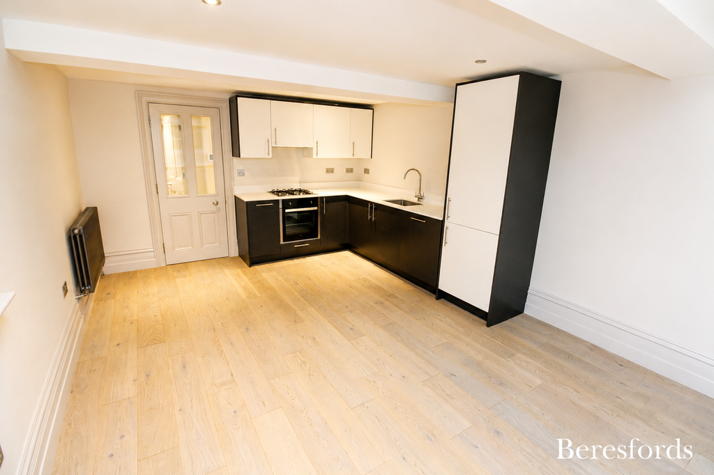 Property photo 3 of 7 Kitchen/Living Space