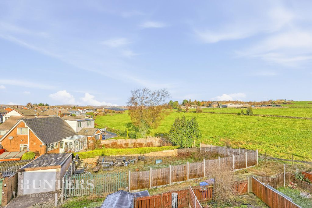 Property photo 2 of 25 Rear Garden