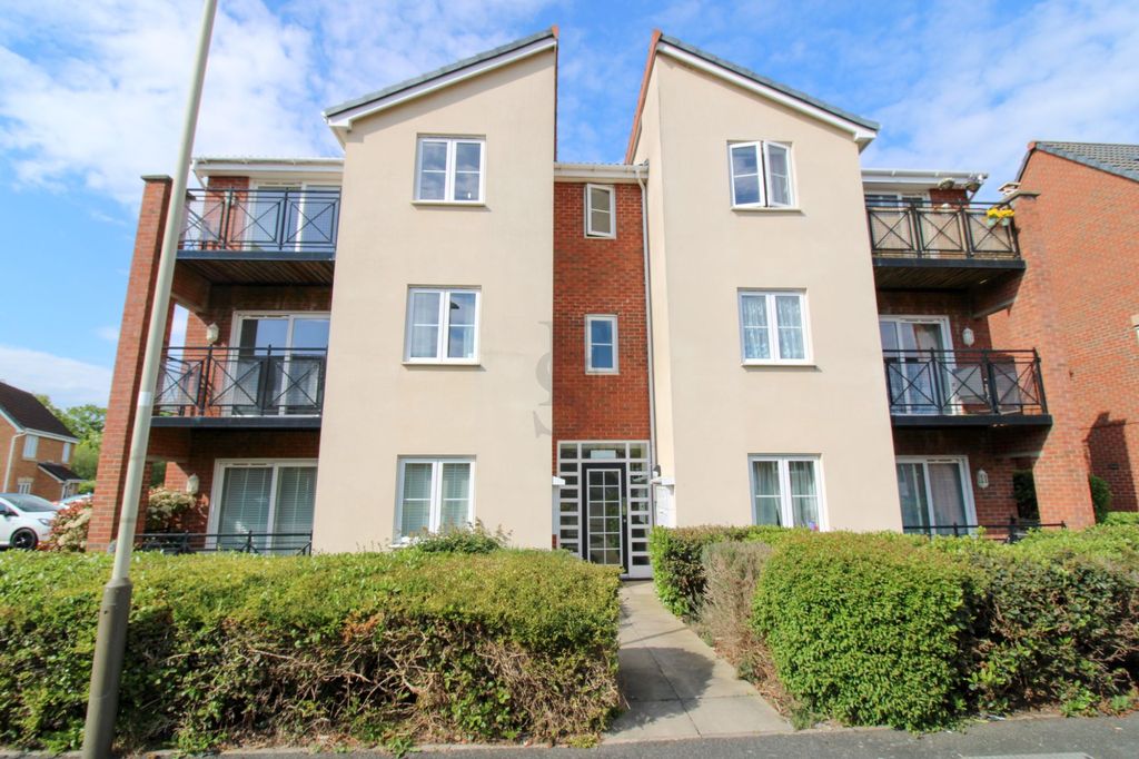 Property photo 1 of 11