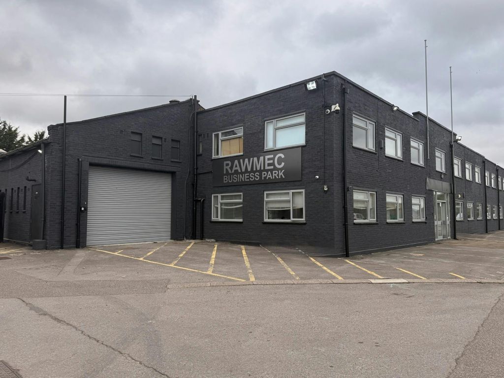 Property photo 1 of 6 Thumbnail_Img_8217 1.Jpg