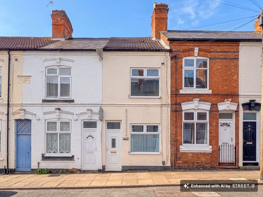 Property photo 1 of 17