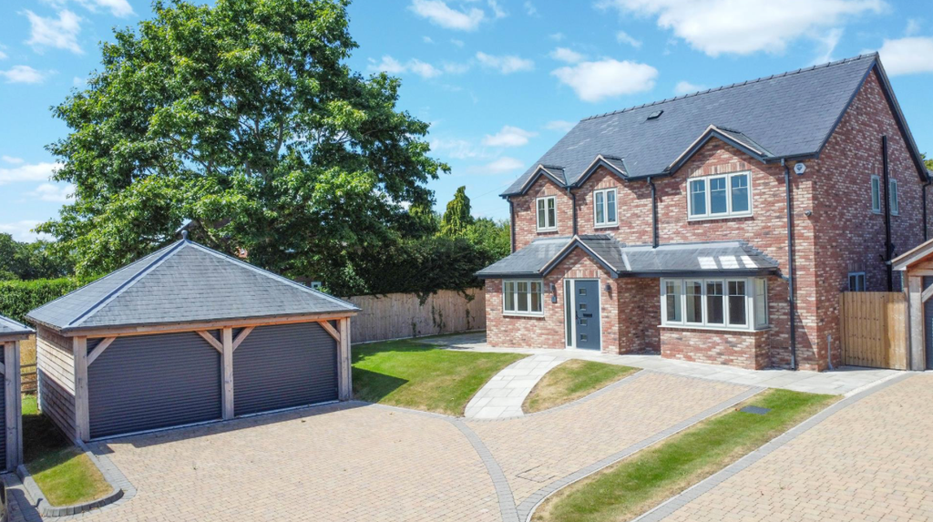 Property photo 1 of 17