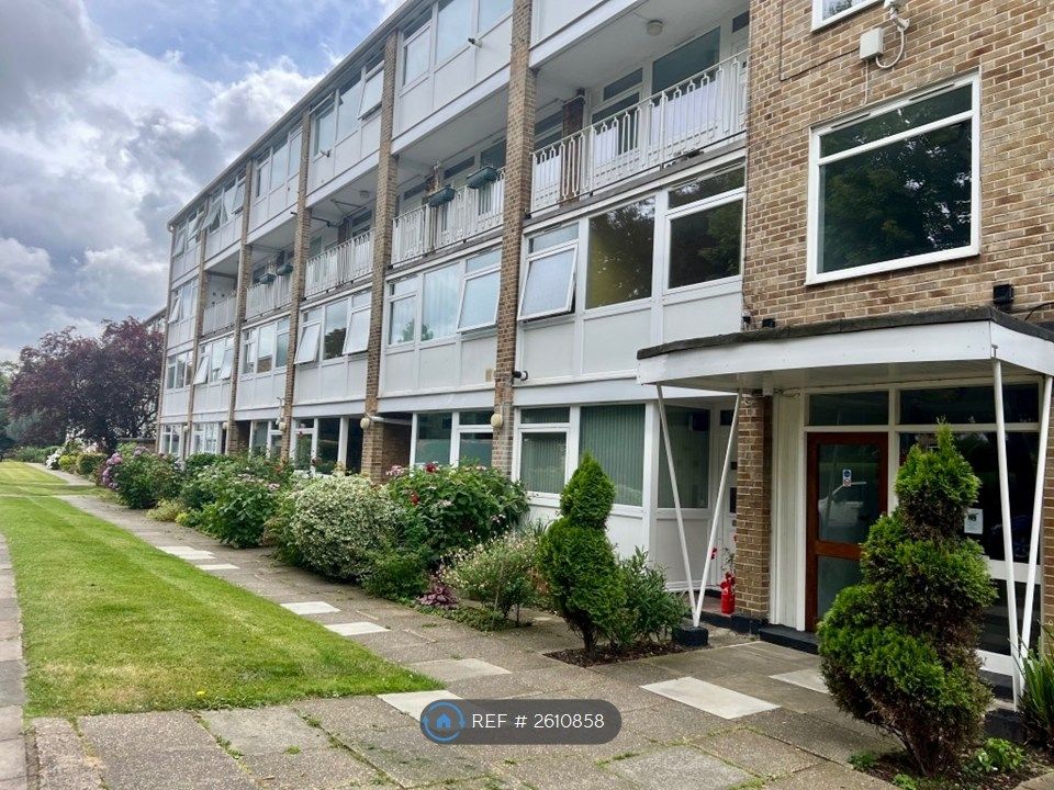 Property photo 1 of 2