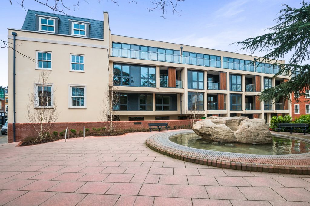 Property photo 1 of 16