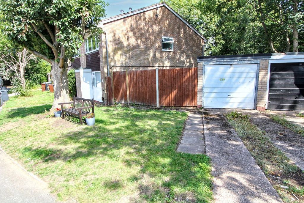 Property photo 2 of 10