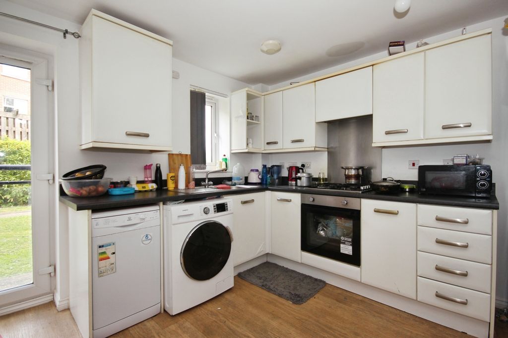 Property photo 2 of 12