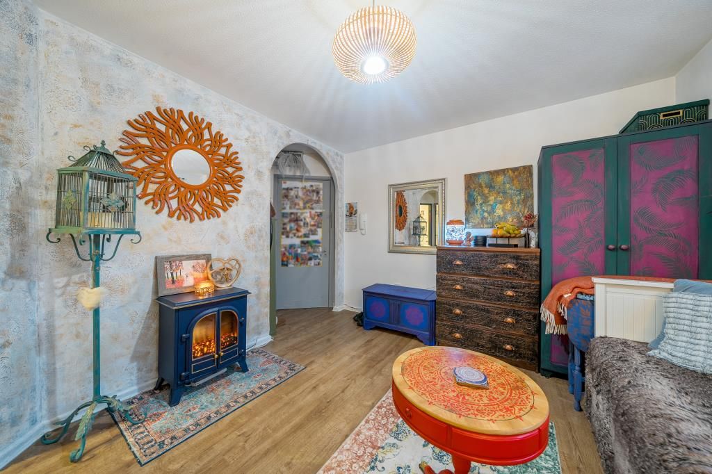 Property photo 3 of 21 Reception Room