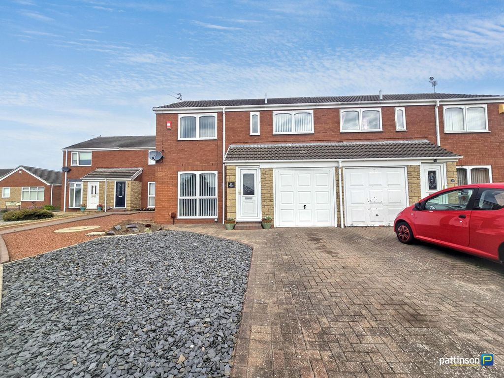 Property photo 1 of 29