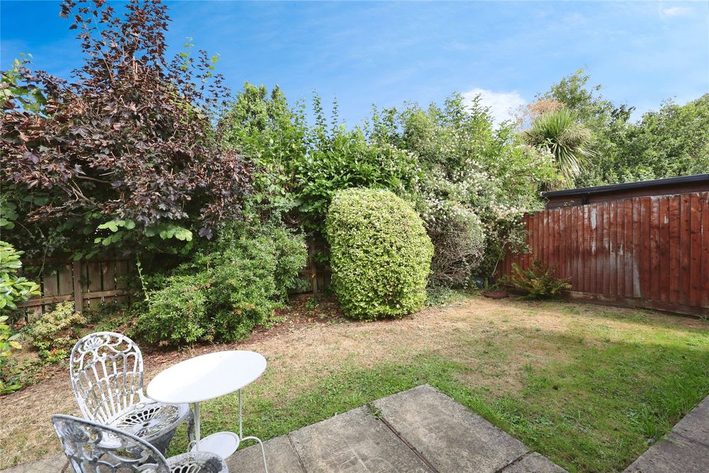Property photo 2 of 13 Picture No. 12