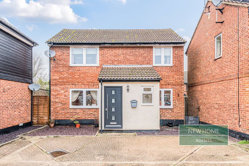 Property photo 1 of 20 Photo 11