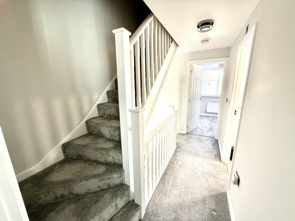 Property photo 2 of 7 Img_9970