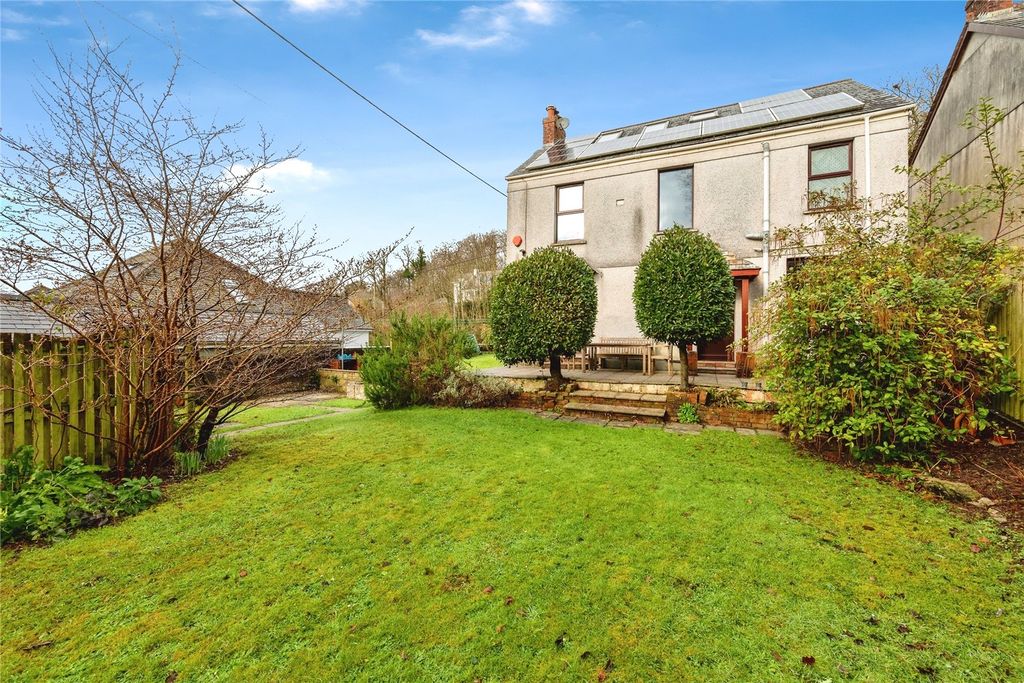 Property photo 3 of 22 Picture No. 52