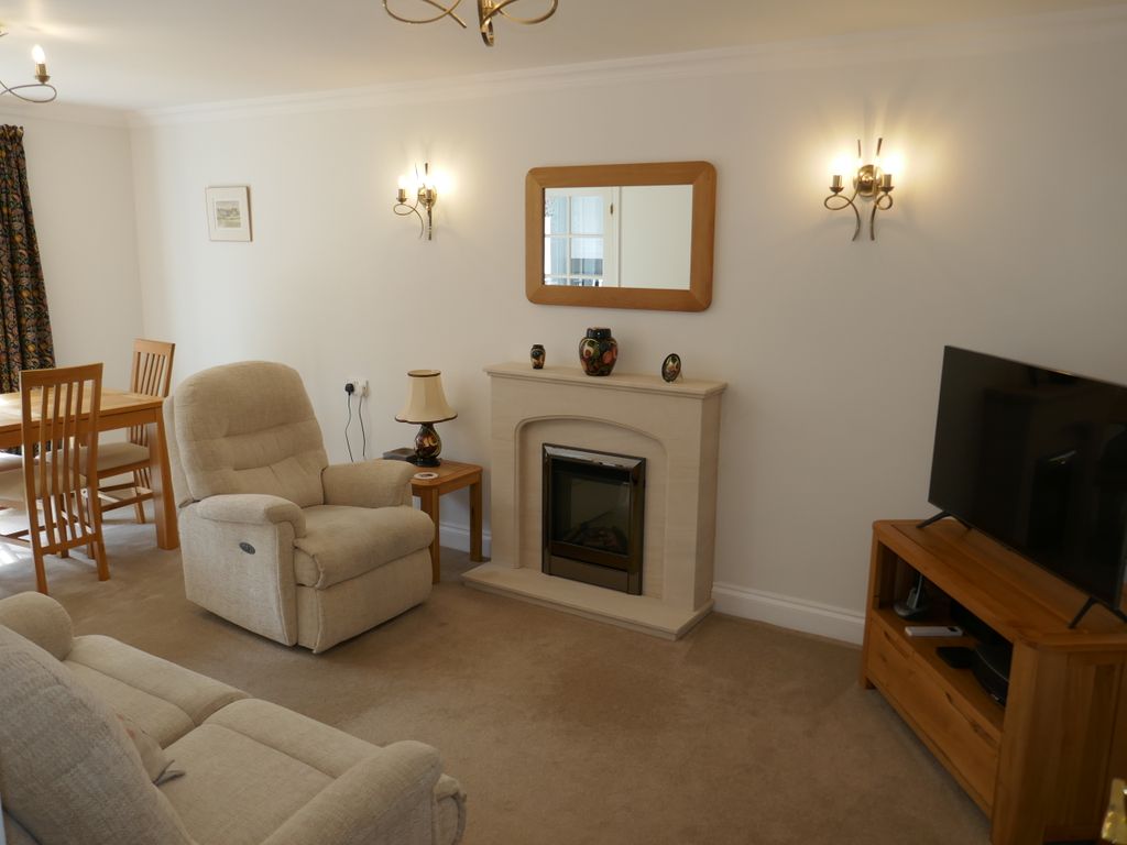 Property photo 2 of 7