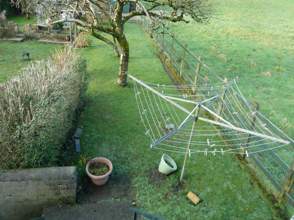 Property photo 3 of 4 001