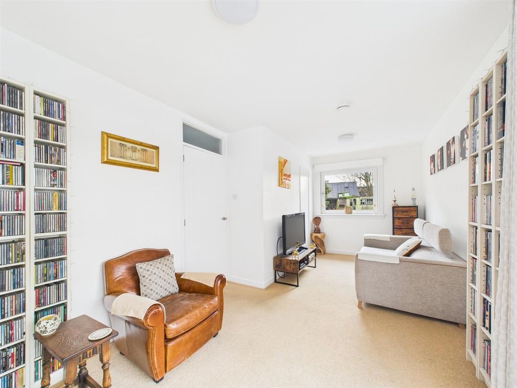 Property photo 3 of 14 Cam01486G0-Pr0924-Still011.Jpg