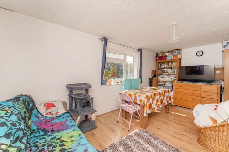 Property photo 3 of 15 Photo 9