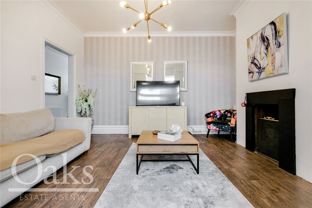 Property photo 2 of 18 Picture No. 03