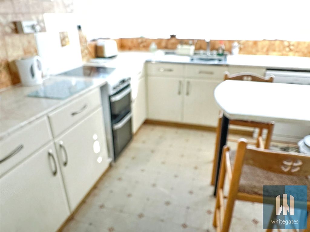 Property photo 3 of 19 Picture No. 15