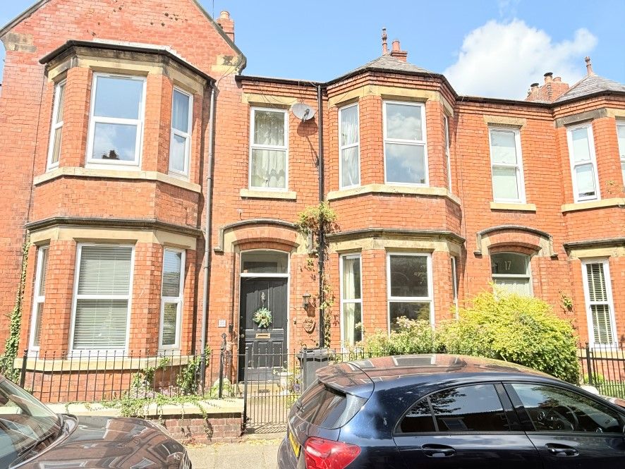 Property photo 1 of 12