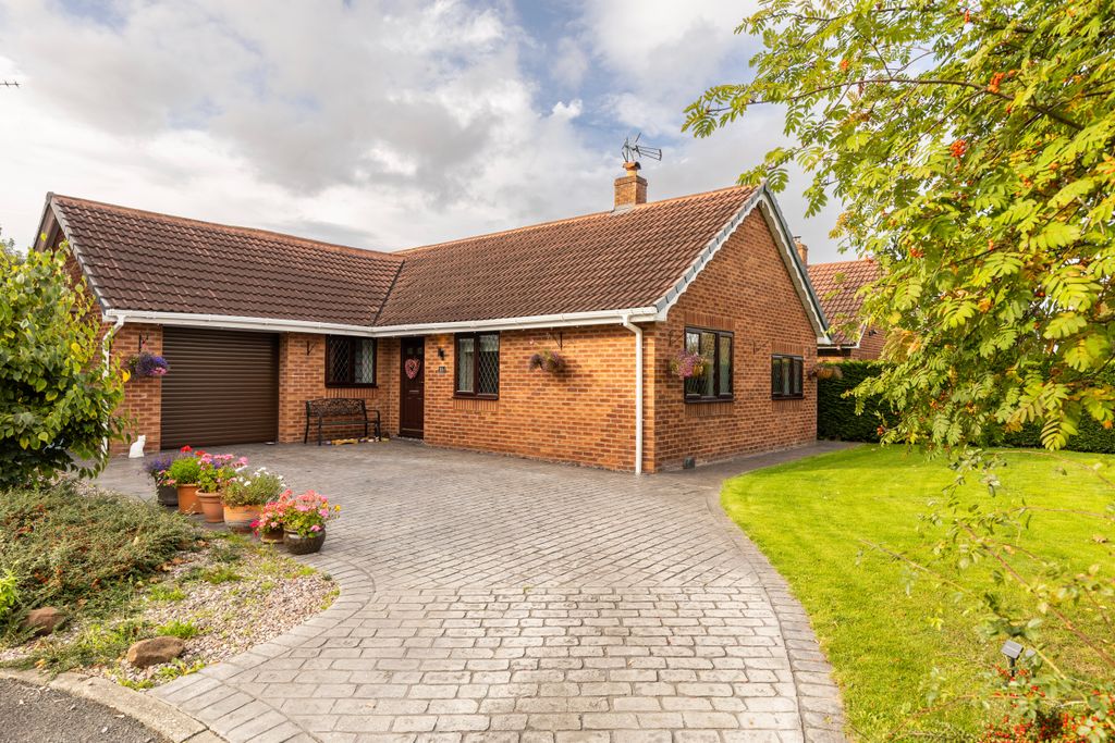 Property photo 1 of 19 Img_1307