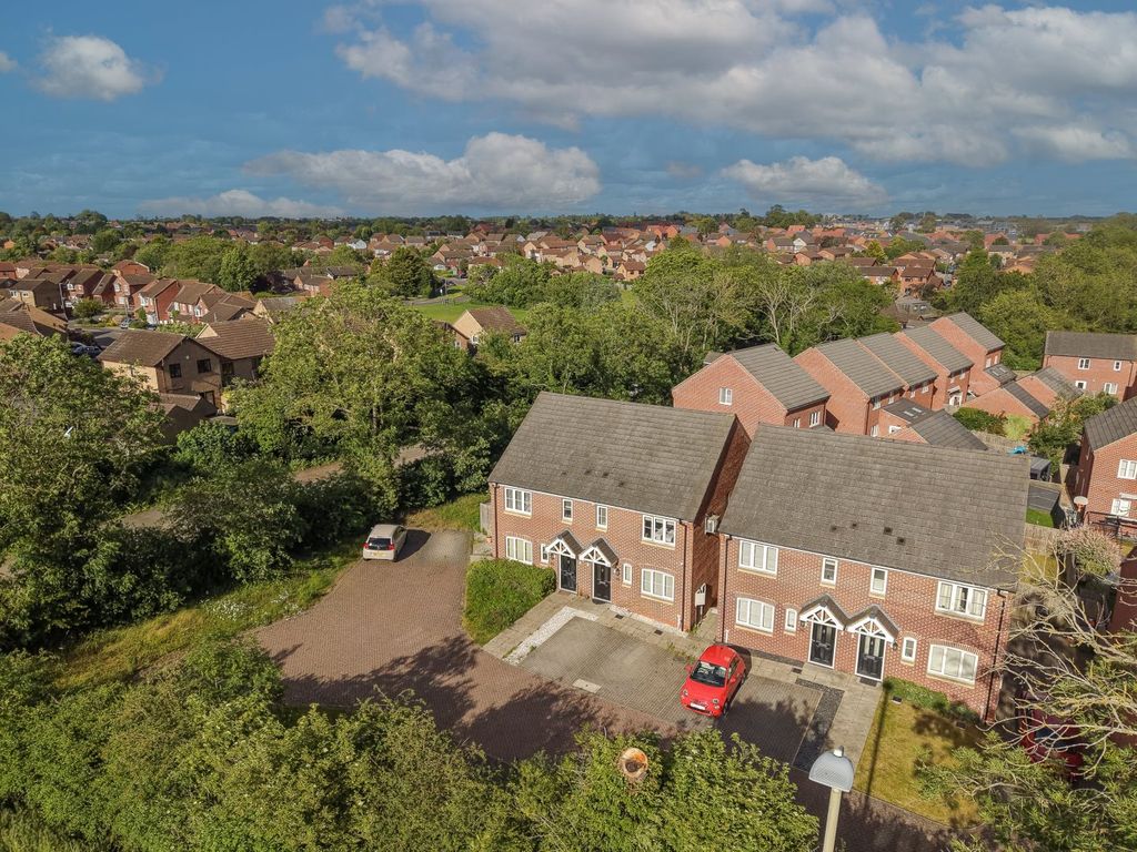 Property photo 1 of 35