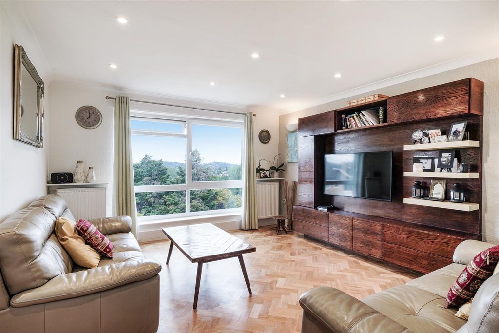 Property photo 1 of 14 125 Park Lane - Bpejeglcfo8Lr9Irjwf6.Jpg