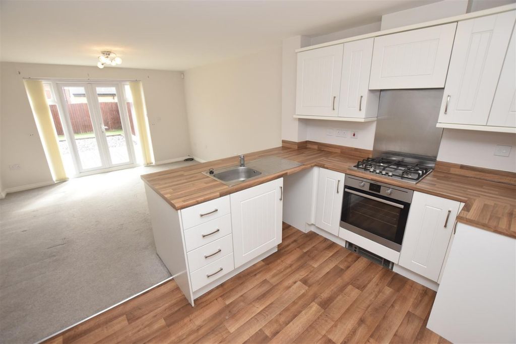 Property photo 2 of 12 2482192