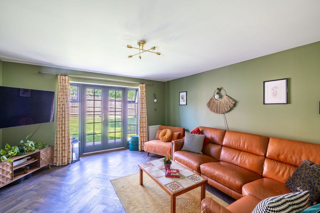 Property photo 2 of 16