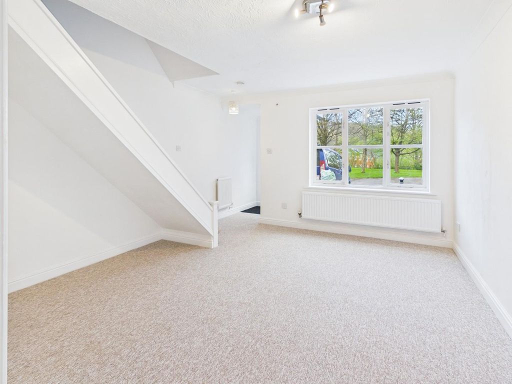 Property photo 3 of 27 Cam01576G0-Pr0351-Still001.Jpg