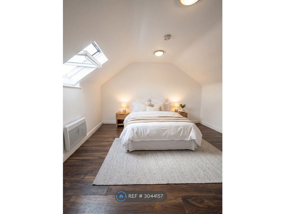 Property photo 1 of 4