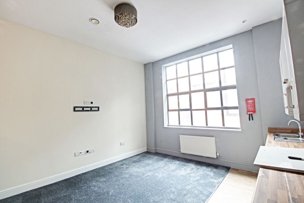 Property photo 2 of 5