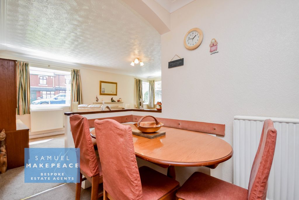 Property photo 3 of 25 Gallery