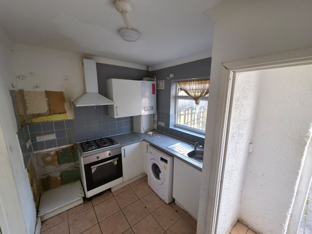 Property photo 2 of 18