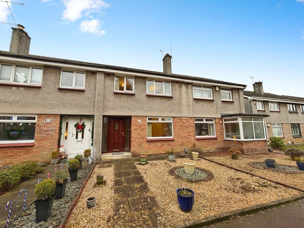 Property photo 1 of 17 External