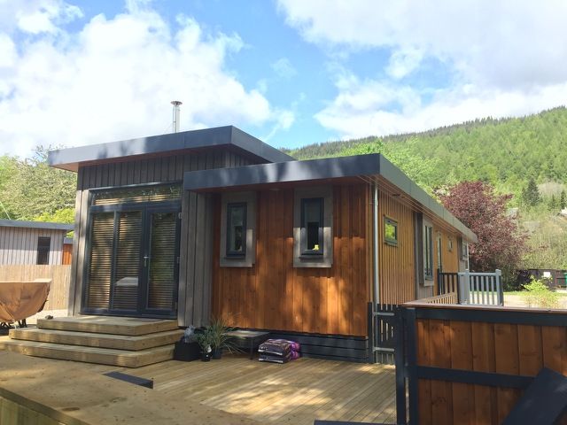 Property photo 3 of 44