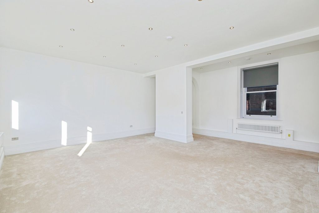 Additional image 7 of 2 bed flat for saleSt. Marys Gate, Derby, Derbyshire DE1