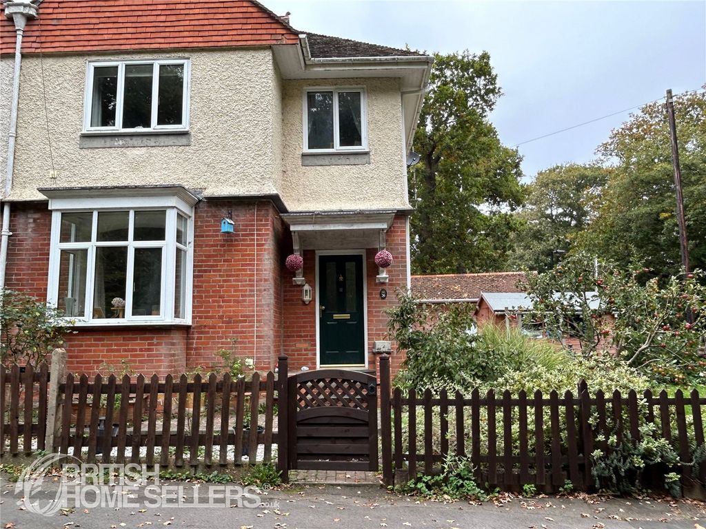 Property photo 1 of 27 Picture No. 18