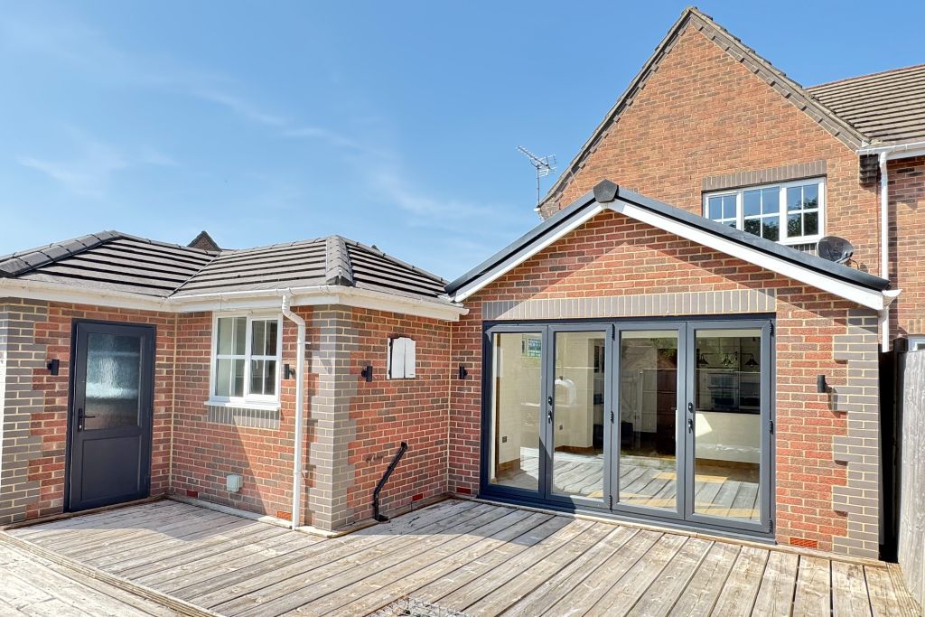 Property photo 2 of 16