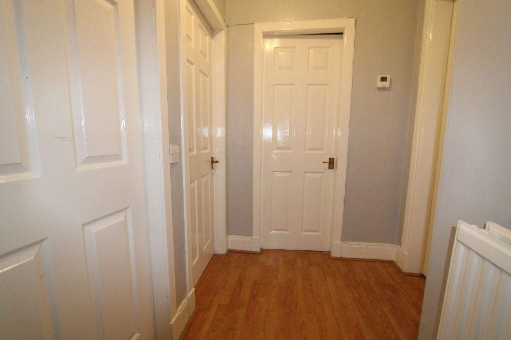 Property photo 3 of 6 Img6864_1692107778_4
