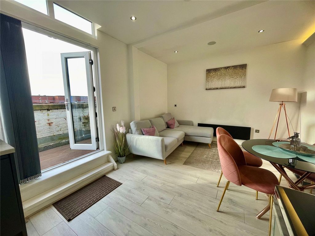 Additional image 4 of 2 bed flat for saleGlovers Court, Preston, Lancashire PR1