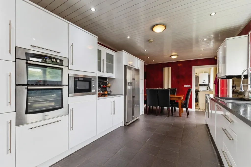 Additional image 12 of 5 bed semi-detached house for saleHeythrop Drive, Middlesbrough TS5
