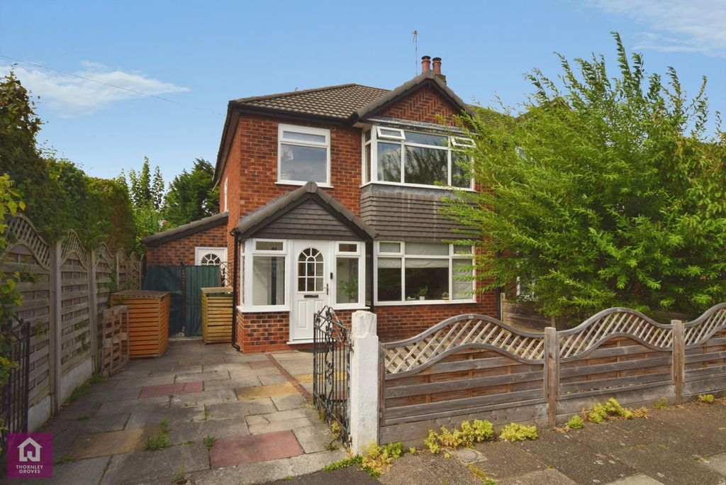Property photo 1 of 13 Front