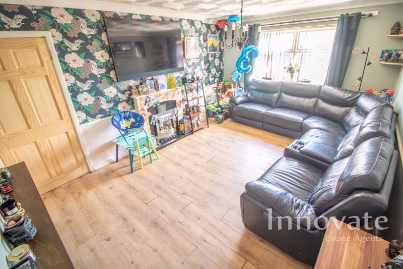Property photo 3 of 14 Photo 14
